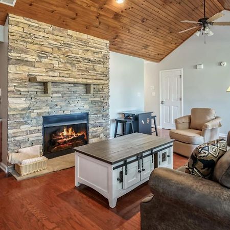 Sweet Pea Cottage Updated Furnishings Arcade Game Hoa Community Outdoor Pool Pigeon Forge Eksteriør bilde